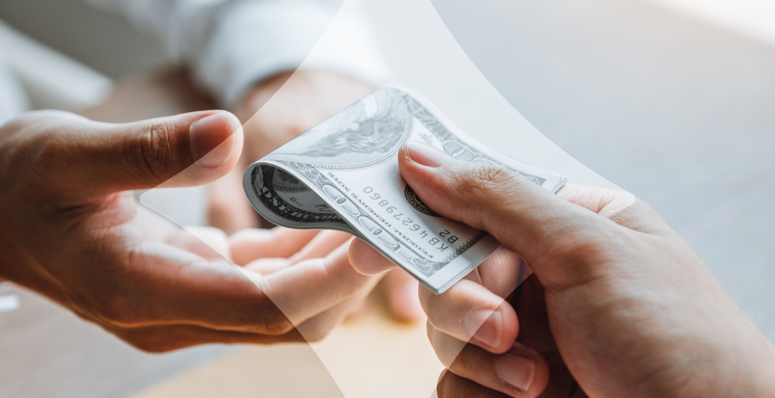 A guide to tipping while traveling
